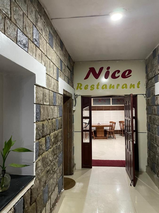 Hotel Caveri Madikeri Ngoại thất bức ảnh